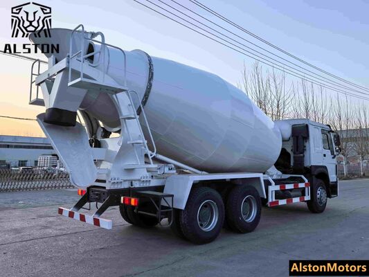 Used HOWO 371HP 6x4 Concrete Mixer Truck (RHD) for Sale in Guyana