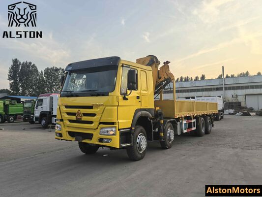 Used HOWO 8x4 Crane Truck with 12 Ton XCMG for Sale in Ghana (371HP LHD)