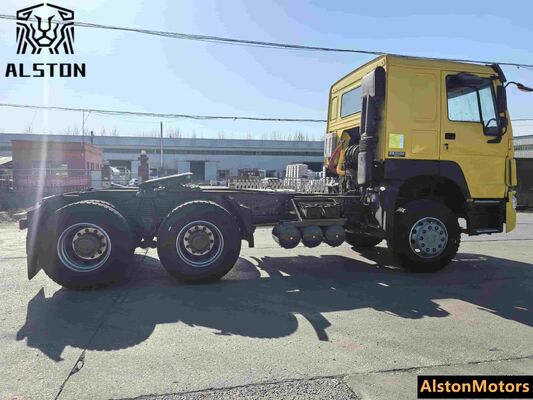 Used Sinotruk Howo 6x4 Tractor Truck 375HP for Sale in Angola