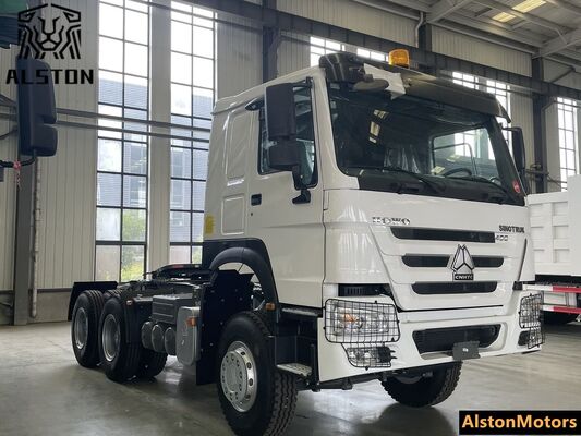 Used HOWO 6x4 400HP Tractor Truck Euro 2 for Sale in Togo