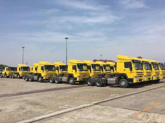 New Seats 6x4 Used Howo Tractor Trucks , Yellow Used Howo Prime Mover