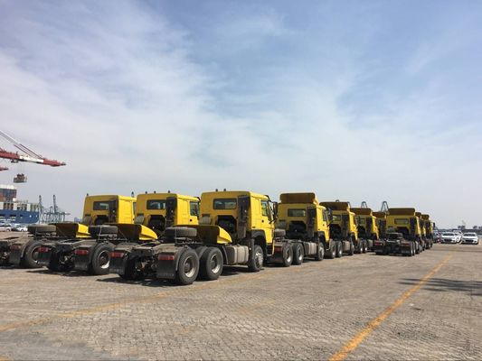 New Seats 6x4 Used Howo Tractor Trucks , Yellow Used Howo Prime Mover
