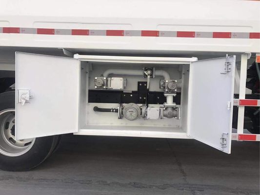 Howo 3cbm 5cbm Small Fuel Tanker Truck Petrol Tanker Lorry