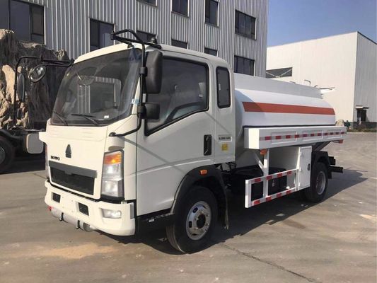 Howo 3cbm 5cbm Small Fuel Tanker Truck Petrol Tanker Lorry