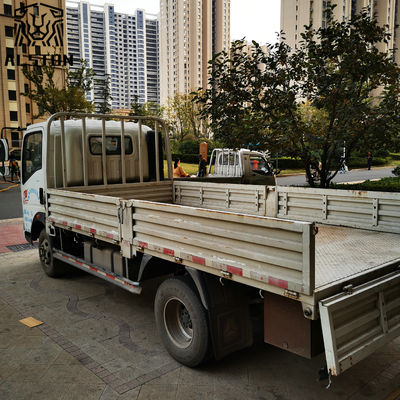 6 Wheel 110HP 4x2 Sinotruk Howo Light Cargo Truck