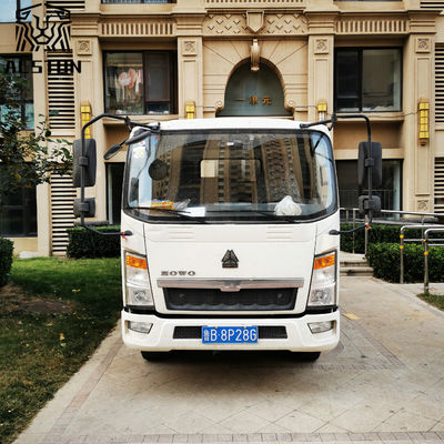 6 Wheel 110HP 4x2 Sinotruk Howo Light Cargo Truck