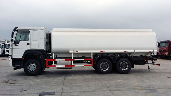 18000L Diesel Fuel Tanker Truck , 10 Wheels 6x4 Mobile Fuel Dispenser Truck