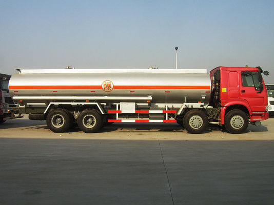 Heavy Duty 8x4 20000L 30000L Fuel Oil Tanker Truck Big Capacity